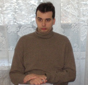Доклады слушателей комментирует директор школы к.пол.н. С.С. Веселовский.