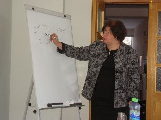 Лекцию о границах феномена спонтанности в мировой политике читает д.ф.н., профессор МГИМО Т.А. Алексеева